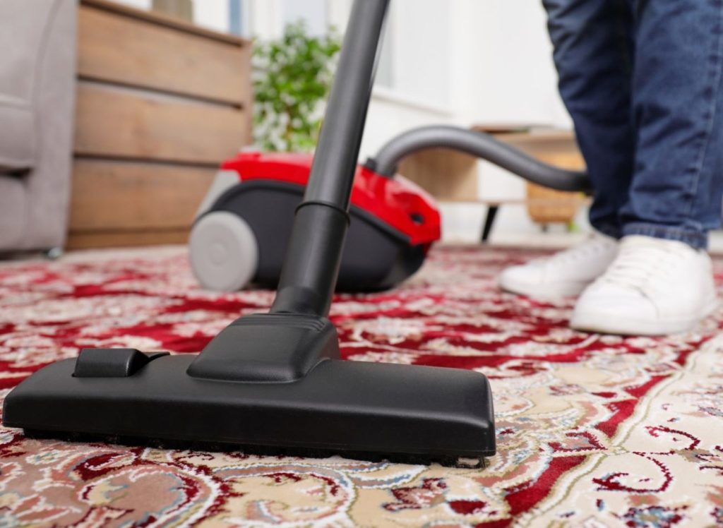 Není třeba je dlouho namáčet ani sušit. Snadný a rychlý způsob čištění koberce