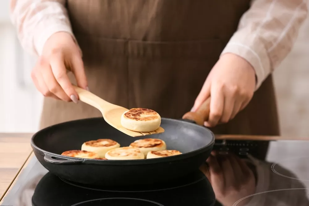 Světlá a bohatá snídaně pro seniory. Pohybující se posiluje kosti a má obsah nízkých kalorií